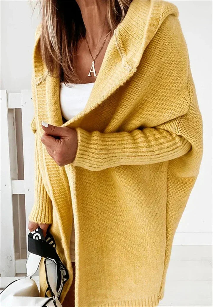 Valenzora | Superweiche Strickjacke mit Taschen und Kapuze für Damen