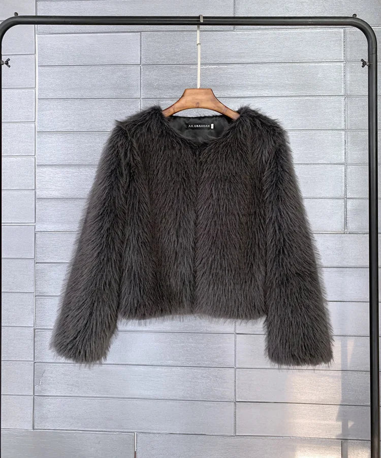 Plush jacket made of fluff