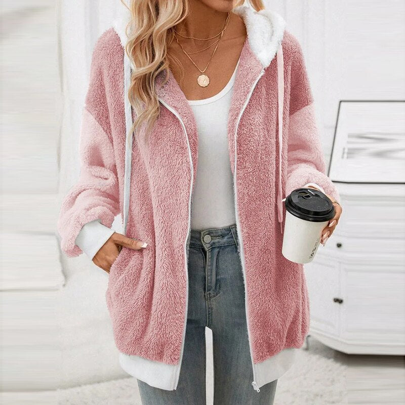 Long-sleeved pullover with hood