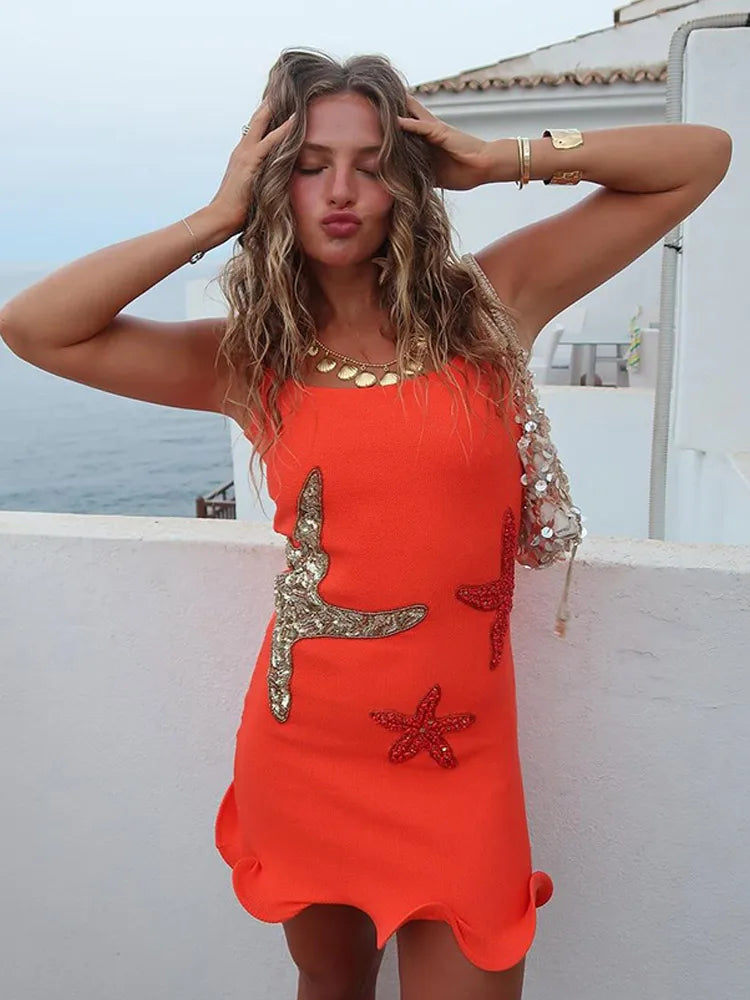 Valenzora | Schickes glänzendes Seestern-Print Mini-Kleid mit Rüschensaum, modisches Bodycon-Kleid, ärmellos, rückenfrei, kurze Vestidos, sommerliche feminine Strandkleider