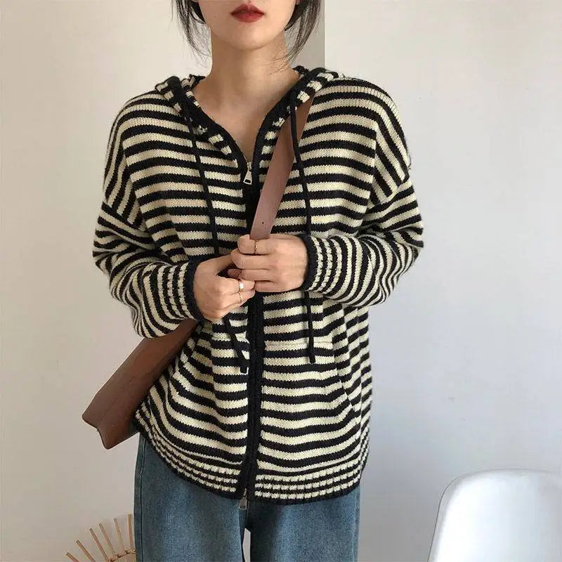 Gestreiftes Kapuzen-Sweatshirt