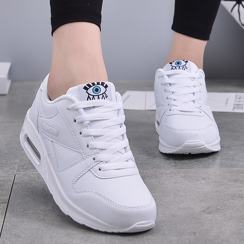 Valenzora – Rutschfeste klobige Freizeitschuhe für Damen
