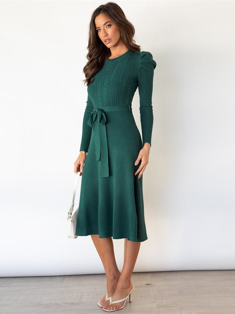Valenzora - Knitted midi dress with round neckline
