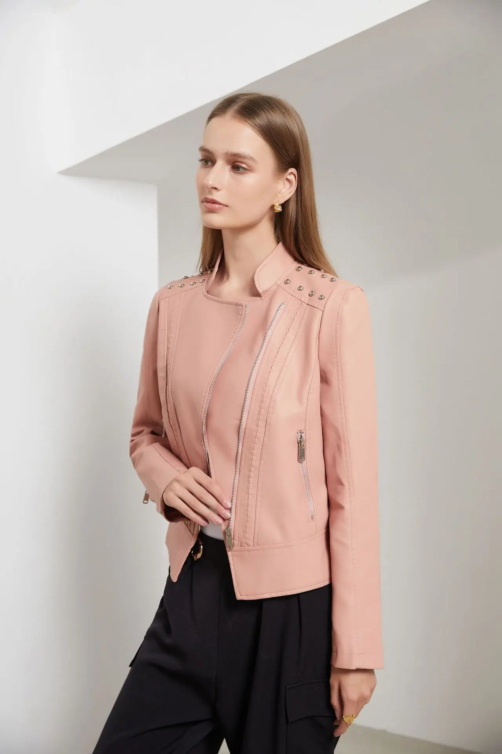 Valenzora | Elegante Lederjacke für Damen.
