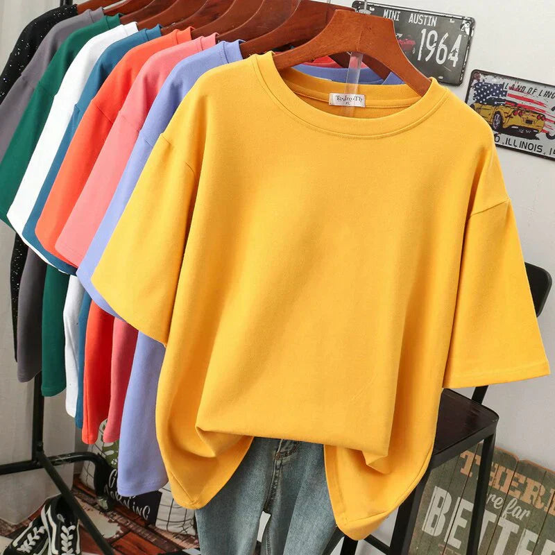 Valenzora | Cozy cotton basic T-shirt in plus sizes for women