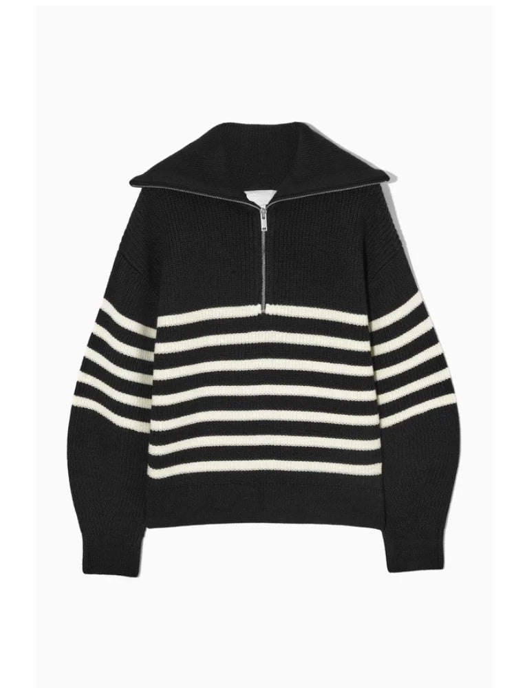Damen-Pullover mit breitem Rollkragen und gestreiftem Revers
