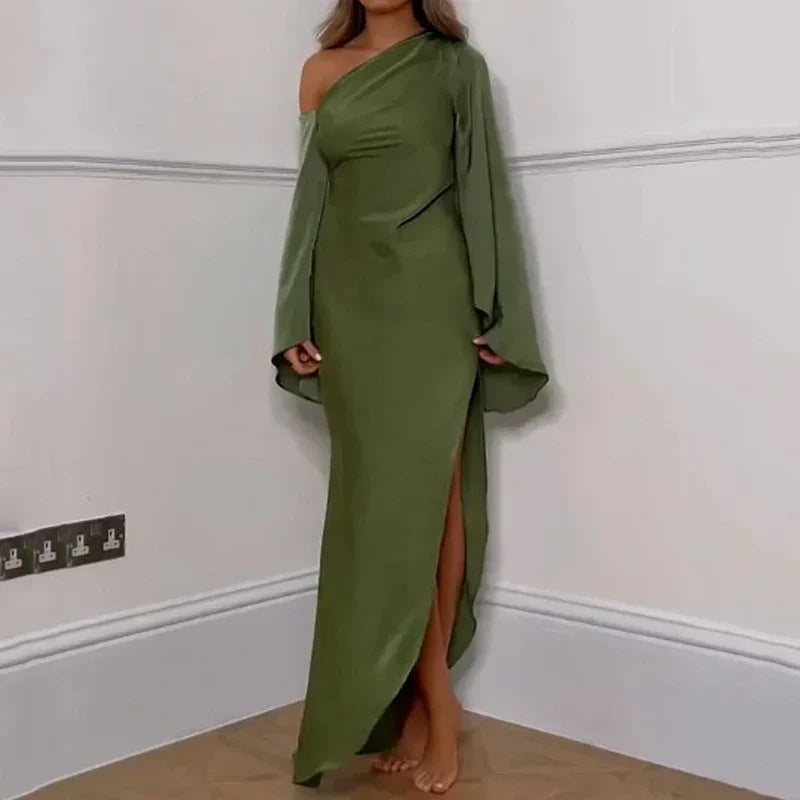 Valenzora | Elegant Long Evening Dress in Green