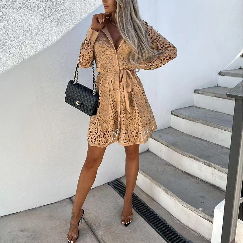 Valenzora - Long-sleeved lace dress with V-neck