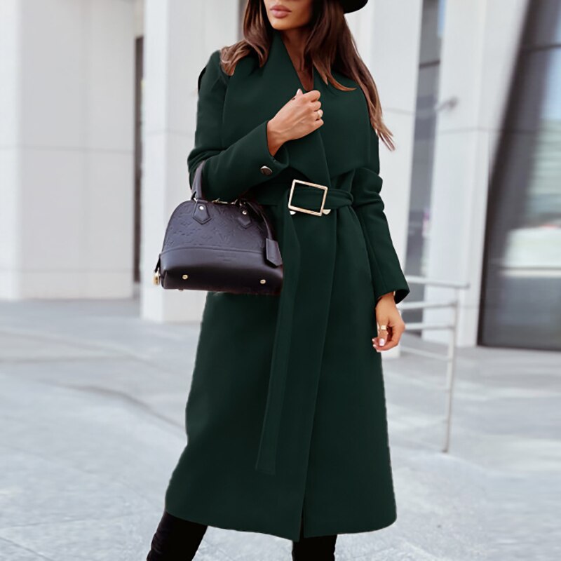 Valenzora Elegant wool coat with belt