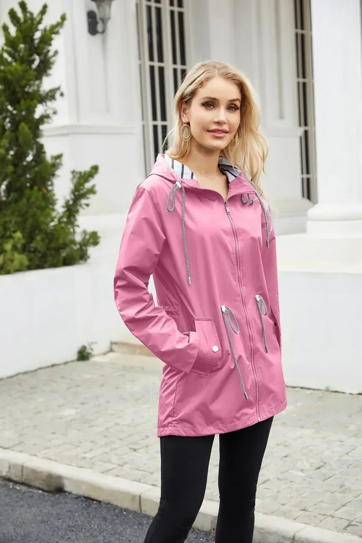 Valenzora | Rain jacket with hood