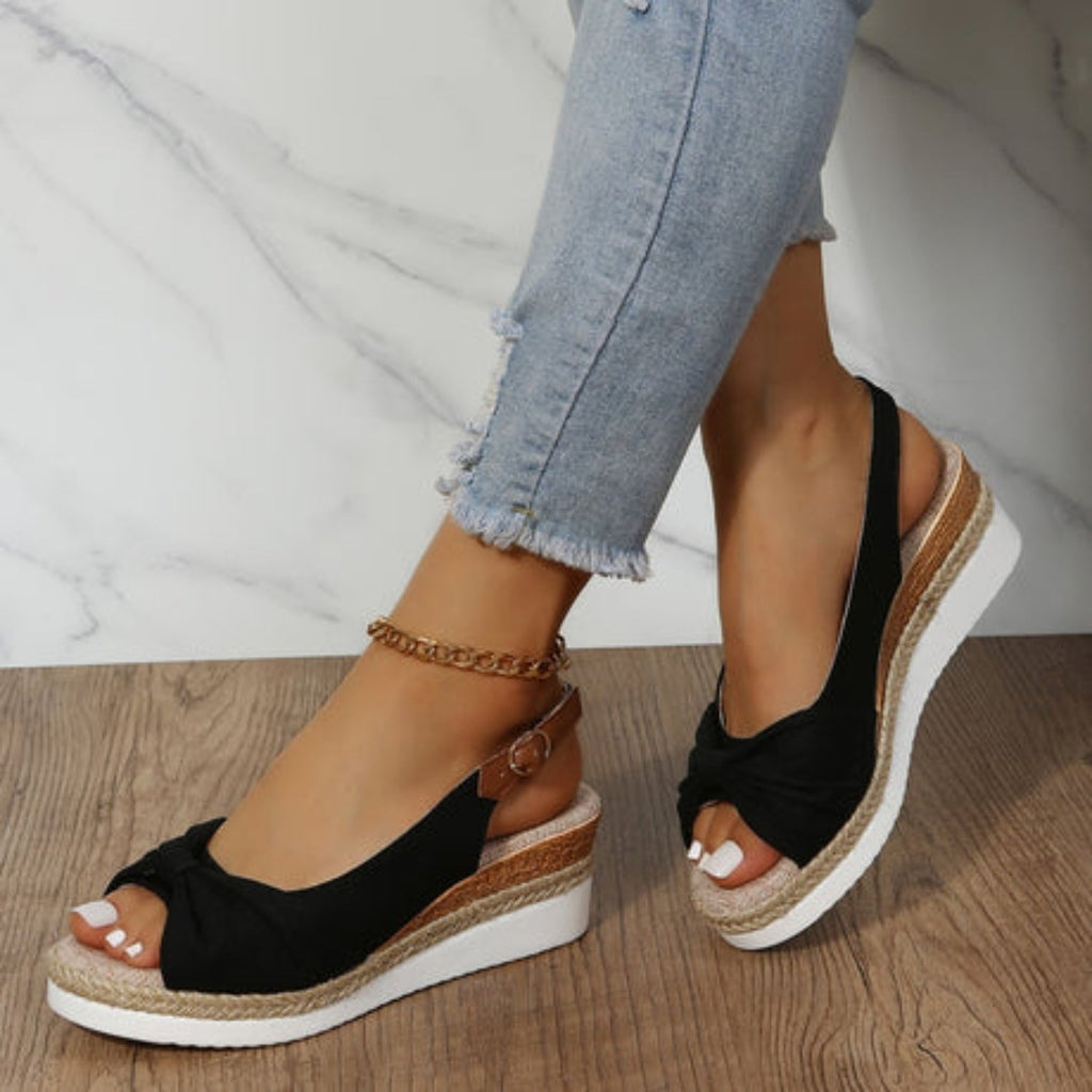 Valenzora | Walk on clouds with these orthopedic sandals
