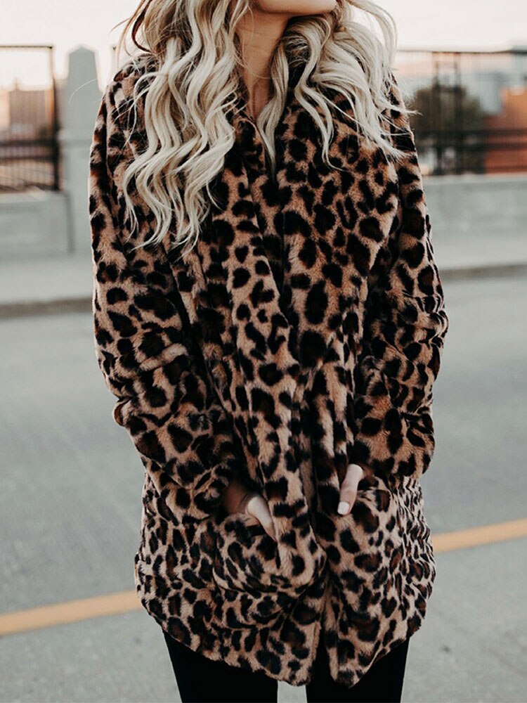 Valenzora – Damenjacke mit Leopardenmuster aus Kunstfell für einen kühnen, stilvollen Look
