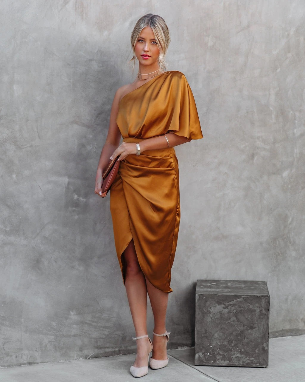 Valenzora | Elegant silk party dress