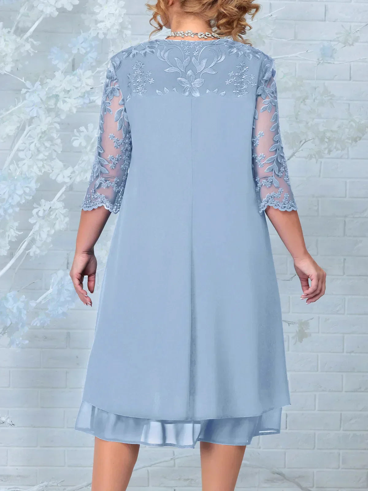 Valenzora | Plus Size Banquet Dress with Embroidered Sleeves