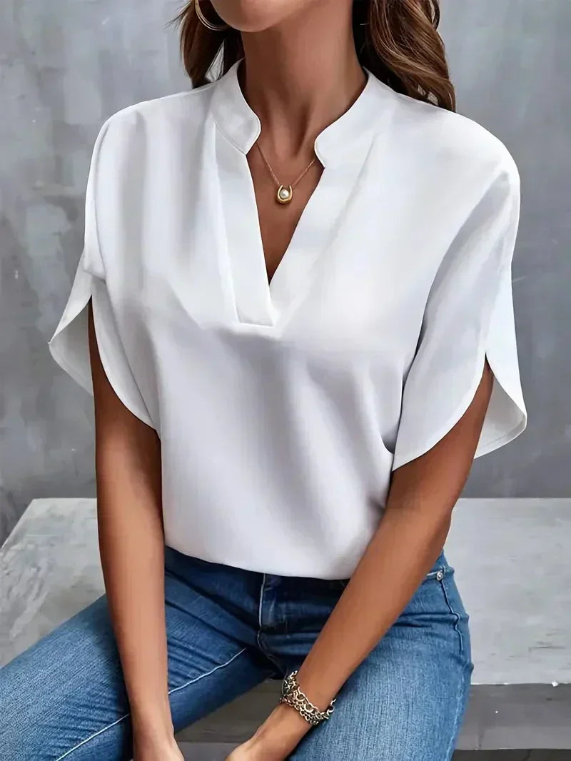 Valenzora | Classic V-neck top – Timeless & comfortable for everyday wear