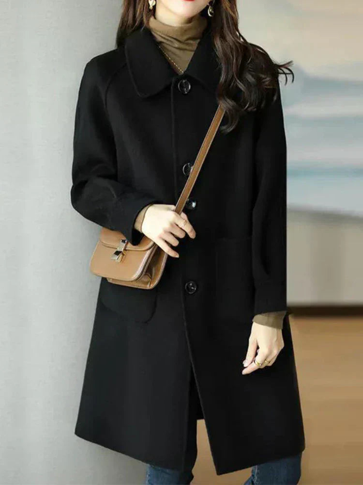 Relaxed and timeless winter jacket