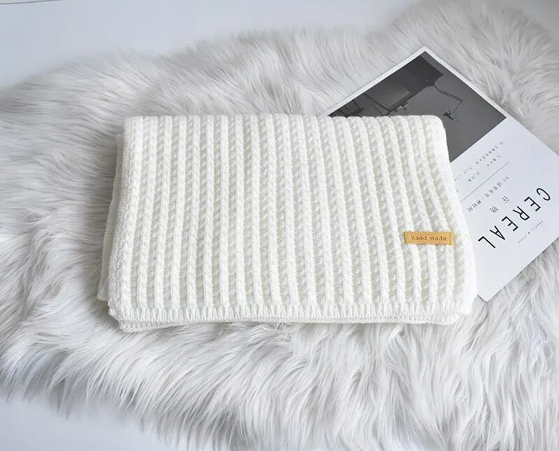 Valenzora | Kuscheliger Schal aus gestrickter Wolle