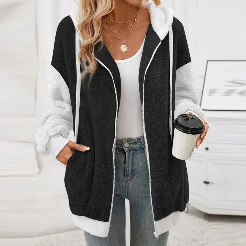 Long-sleeved pullover with hood