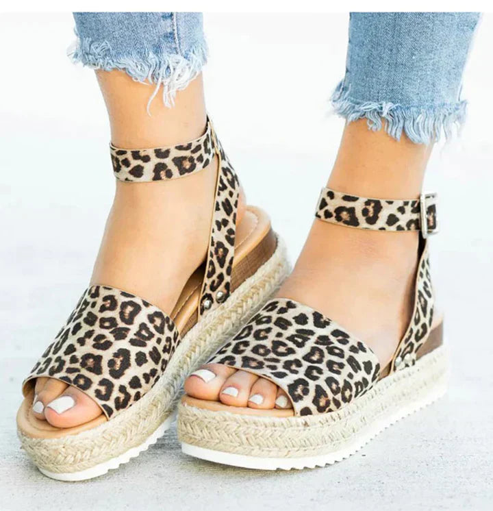 Valenzora | Trendige Sandalen für Frauenfüße