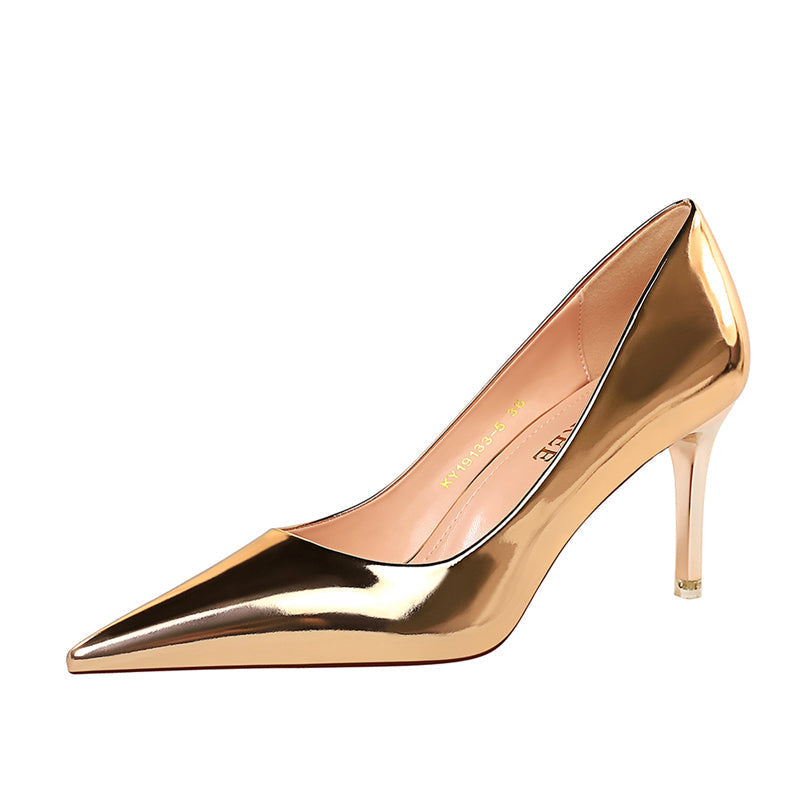 Valenzora | Metallic Heels with Pointed Toe