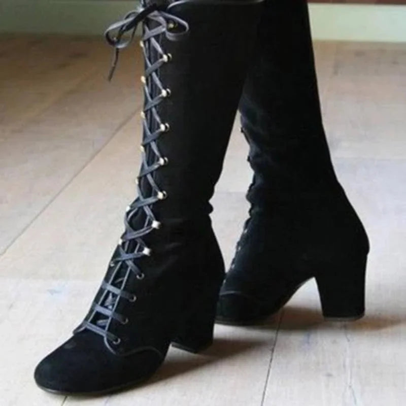 Valenzora | Elegante kniehohe Schnürstiefel mit Blockabsatz