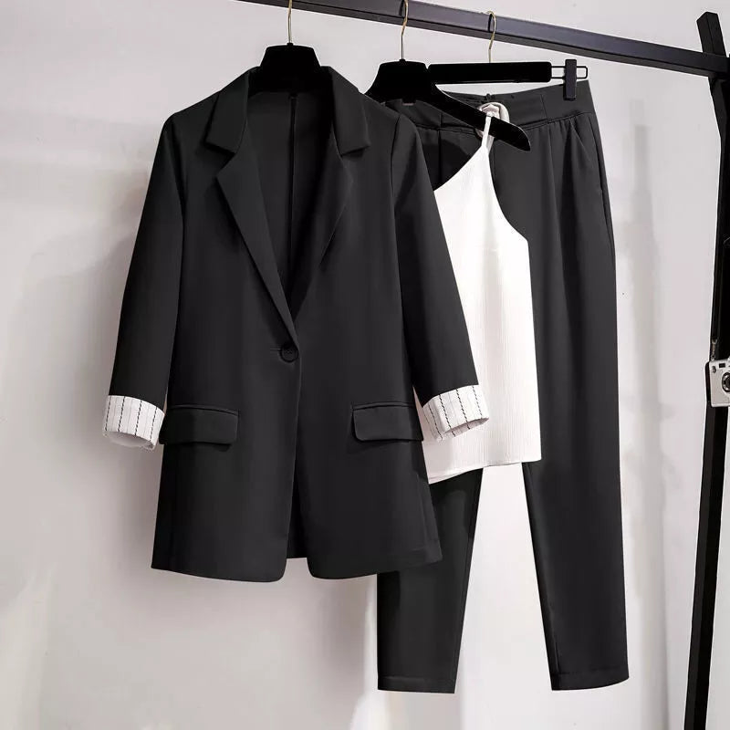 Valenzora | Eleganter dreiteiliger Plus-Size-Anzug für Damen