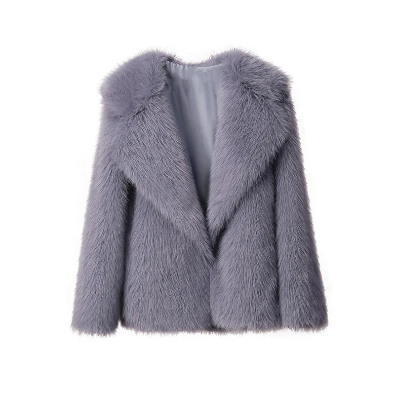 Valenzora - Slim Faux Fur Coat