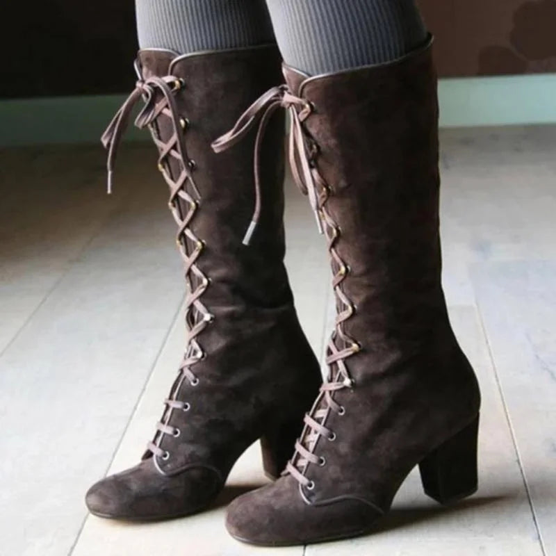 Valenzora | Elegante kniehohe Schnürstiefel mit Blockabsatz