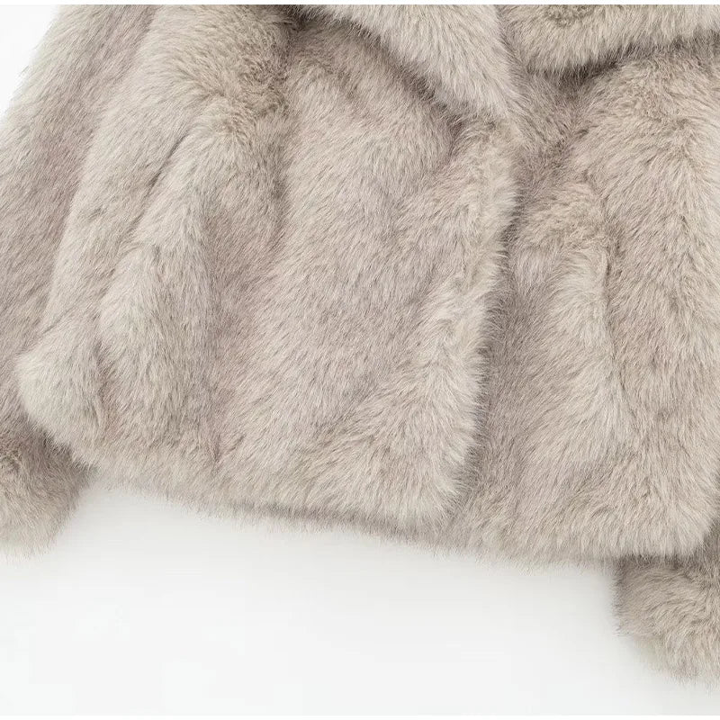 Valenzora - Women's Queen Style Long Sleeve Cross Cut Coat