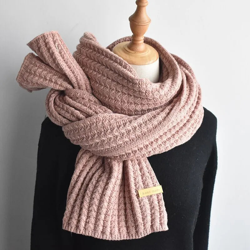 Valenzora | Kuscheliger Schal aus gestrickter Wolle