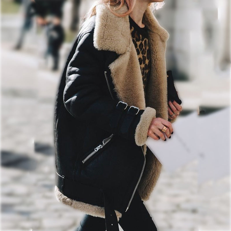Valenzora | Pilotenjacke – Warme Kunstfelljacke mit Riemendetails