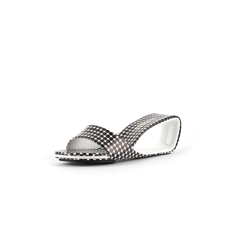 Valenzora | Chunky heels, wedges, peep toe cutouts, genuine leather
