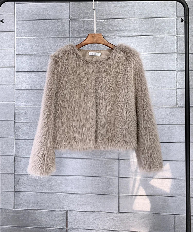 Plush jacket made of fluff