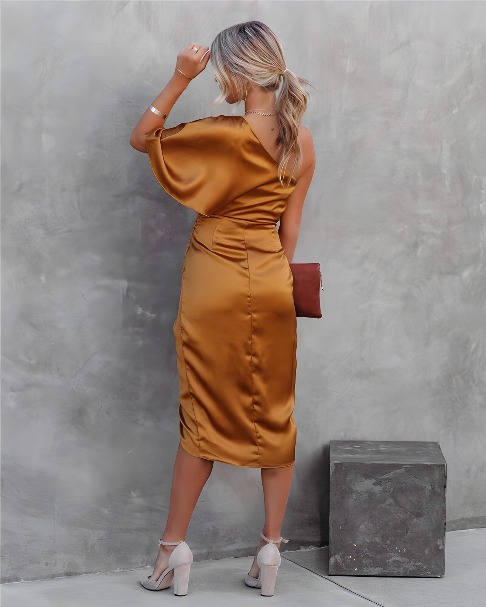 Valenzora | Seidenes Partykleid