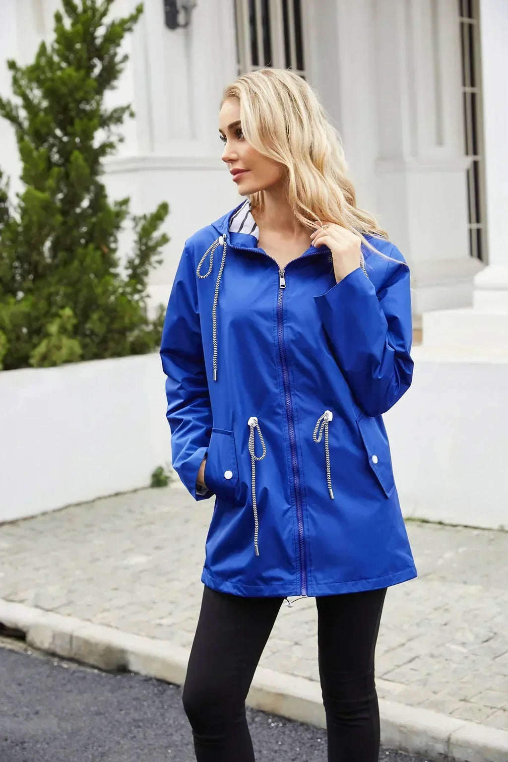 Valenzora | Rain jacket with hood