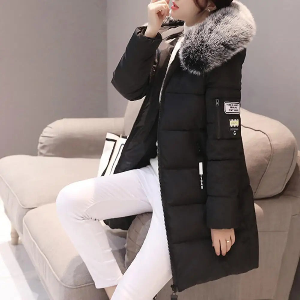 Valenzora | Winter jacket with striking collar and appliqués