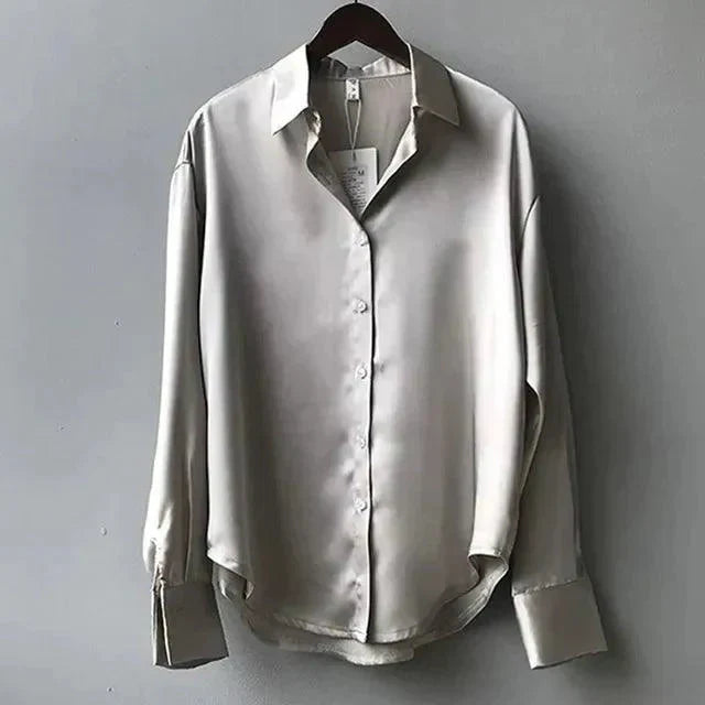 Valenzora | Elegant women's shirt with long sleeves and button placket