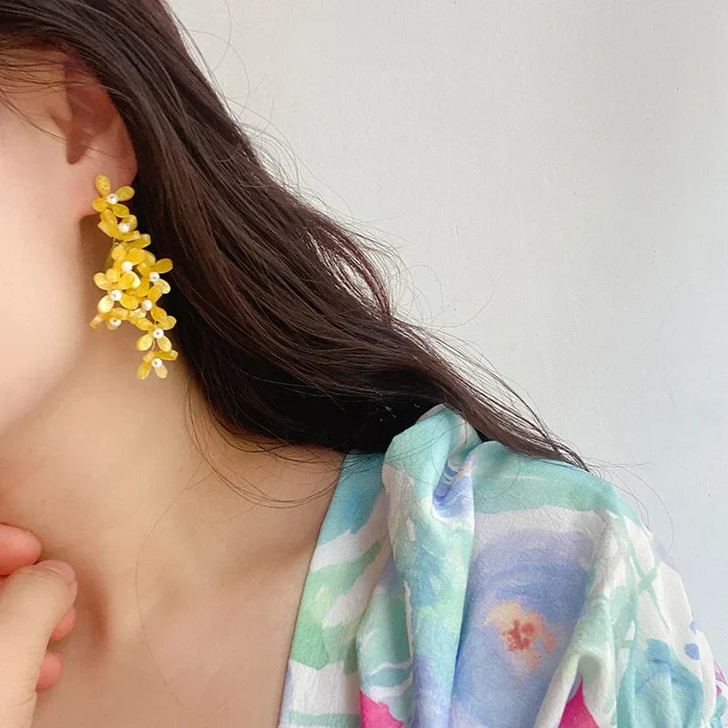 Valenzora | Flower Pearl Earrings