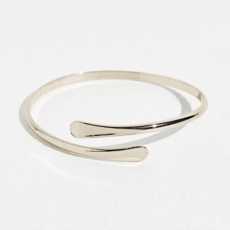 Valenzora Bold Cairo Armreif | Verstellbares Filigran-Armband mit Wirbelmuster