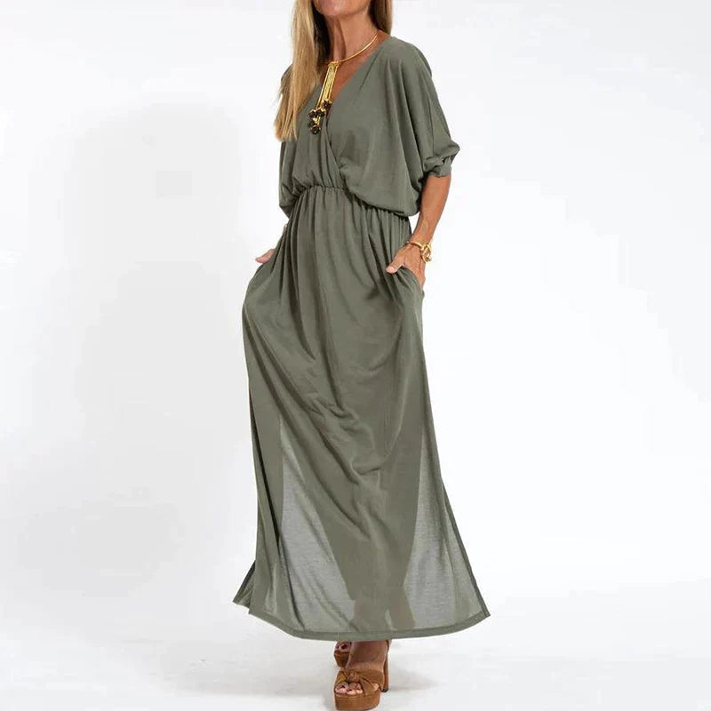 Langes Vintage-Kleid mit seitlichem Schlitz an der Empire-Taille