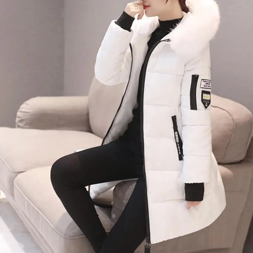 Valenzora | Winter jacket with striking collar and appliqués