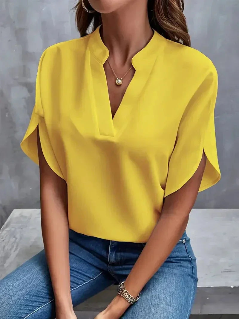 Valenzora | Classic V-neck top – Timeless & comfortable for everyday wear