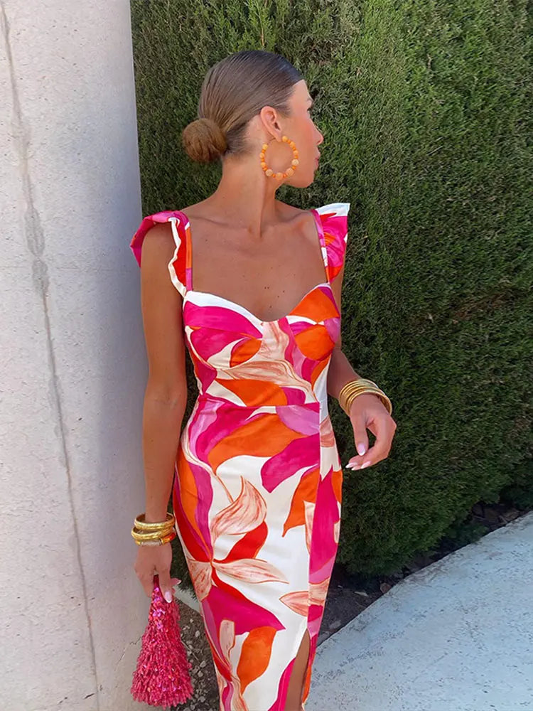 Valenzora | with floral pattern and V-neck