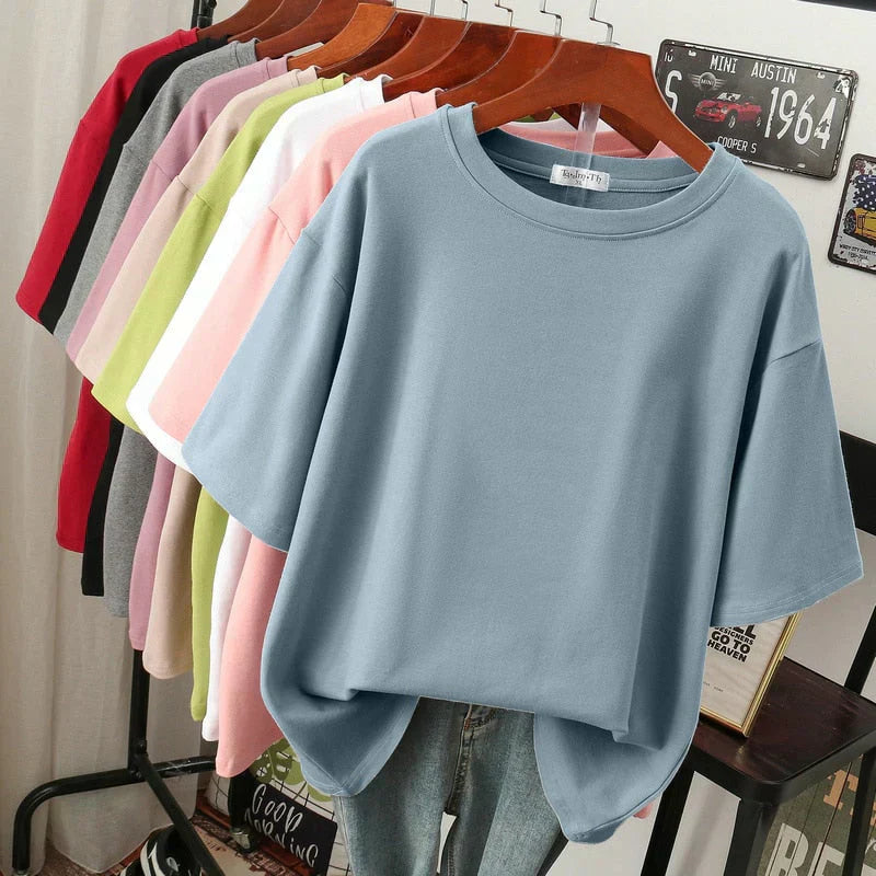 Valenzora | Cozy cotton basic T-shirt in plus sizes for women
