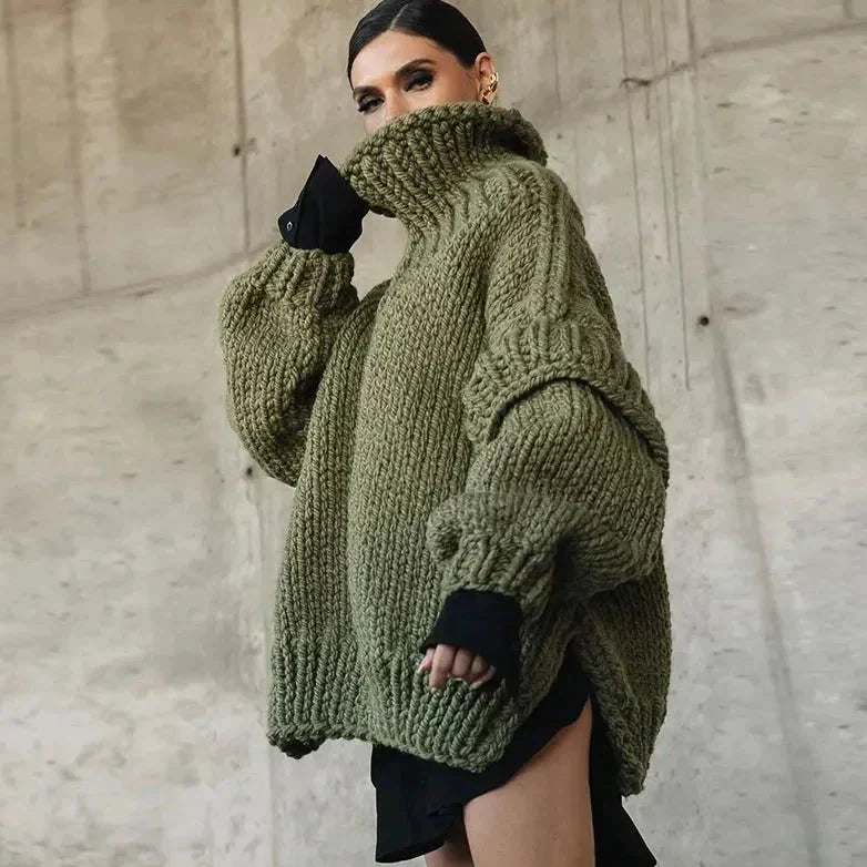 Valenzora | Oversized sweatshirt with turtleneck