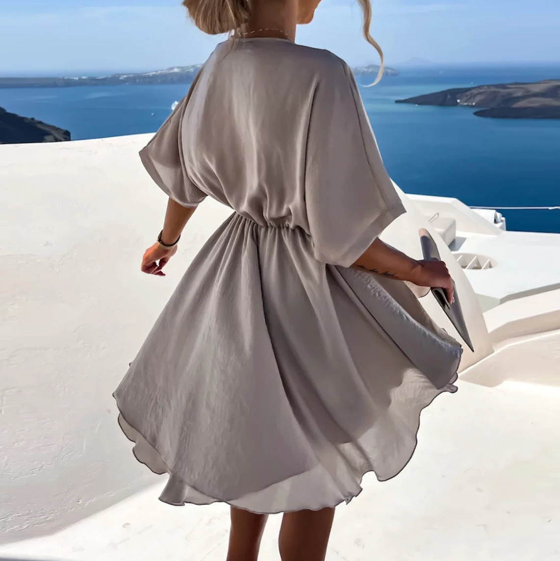 Valenzora | Anmutiges Kleid mit zarten Falten
