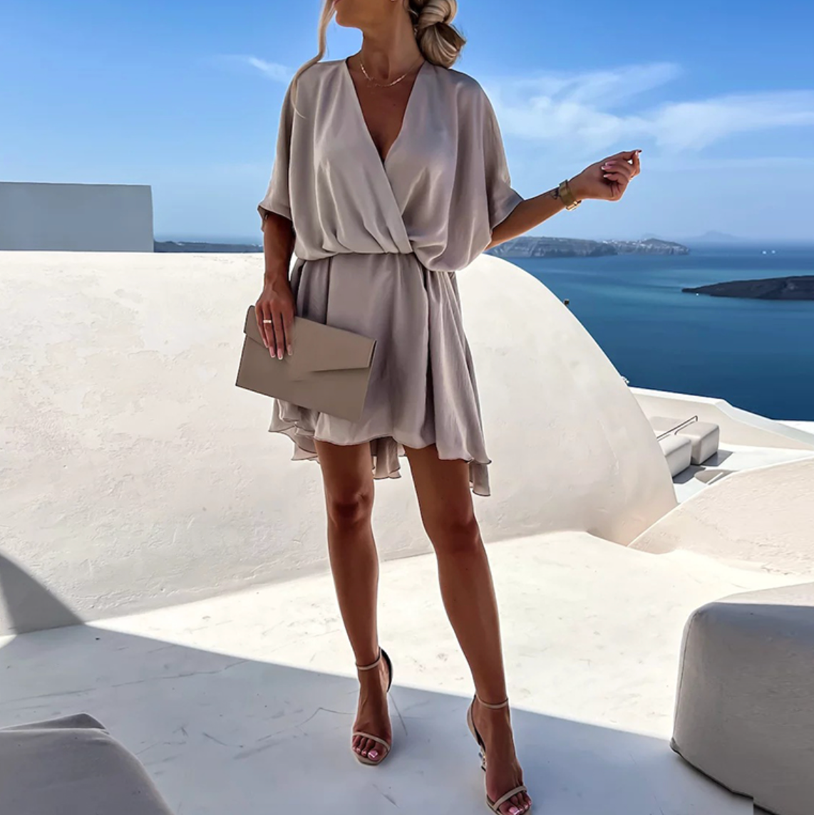 Valenzora | Anmutiges Kleid mit zarten Falten