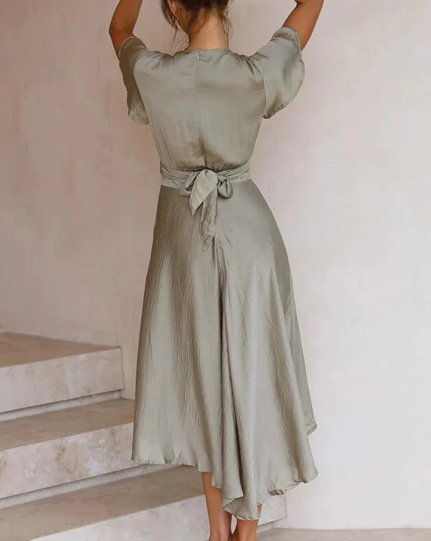 Valenzora | Elegantes V-Ausschnitt-Kleid mit Schmetterlingsärmeln