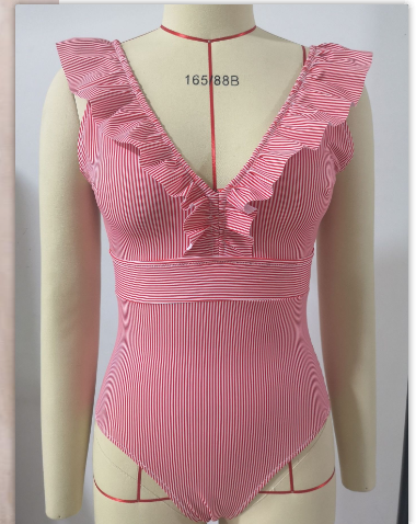 Valenzora | Retro - figure-friendly vintage design