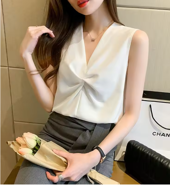 Women's top with chic knot detail and elegant V-neck, size